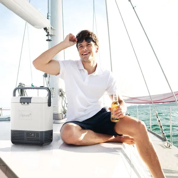 1852 Kühlbox P15 mit Kompressor 12/24 V, 13,5 l