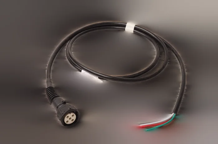 5-poliger Aspöck-Stecker mit 1,5-Meter-Kabel – rechts