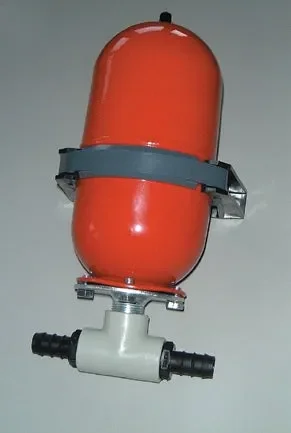 Akkumulatortank für Johnson-Pumpe