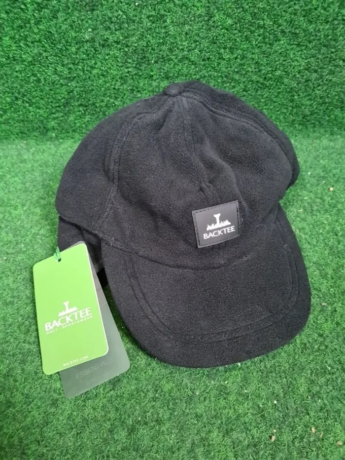 BACKTEE Schirmmütze Winter (Schwarz / Ohrenklappen)