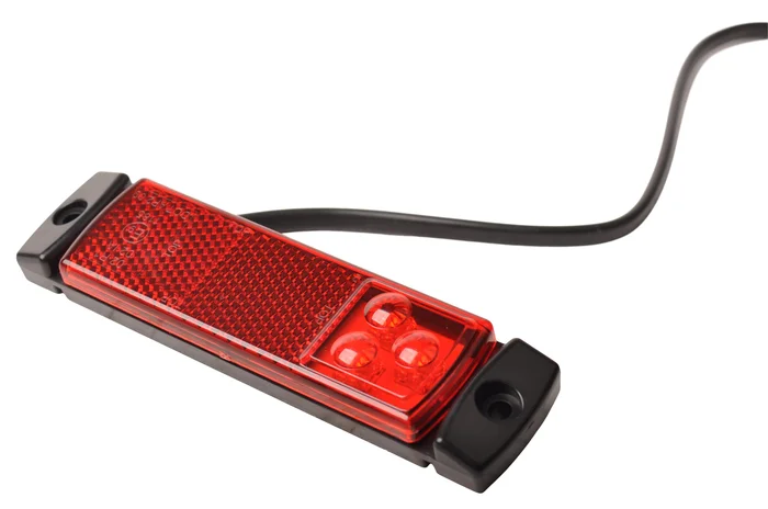 Begrenzungsleuchte rot LED 12/24V 126x30mm