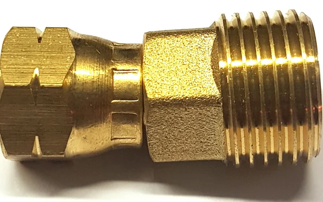 Cadac Adapter Frankreich 1/4 LH auf 1/2 RH Gewinde für Gasgrills