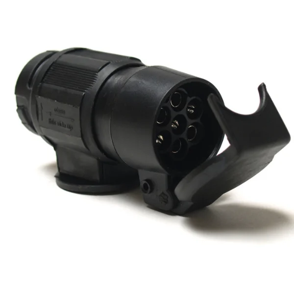 Carbest Kurzadapter 13 pol. Steckdose zu 7 pol. Stecker am Anhänger
