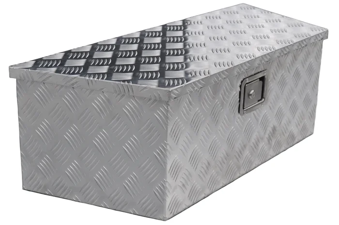 Deichselbox Aluminium 900/660x350x300 mm – Einbauschloss – automatische Klappe – Riffelblech