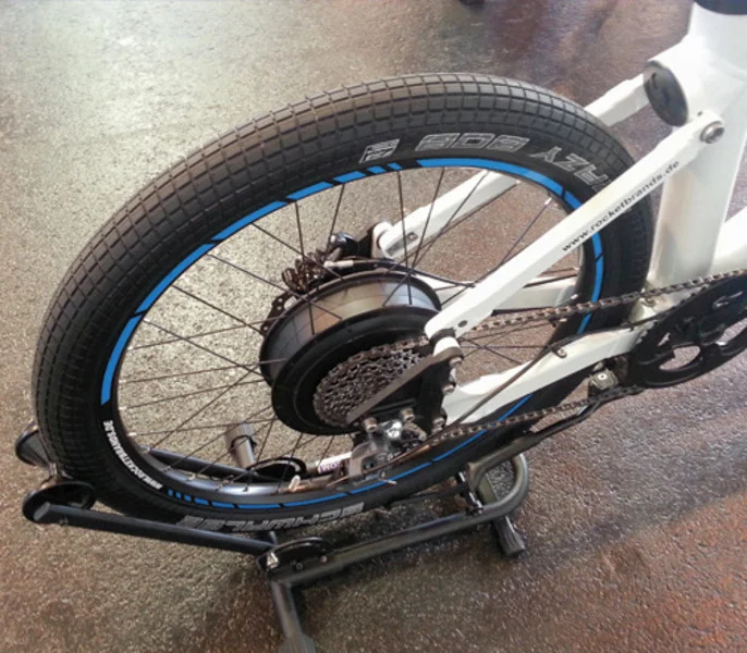 Fahrradständer für die Heckgarage für E-Bikes – Mit Reifenbreite 20-60 mm