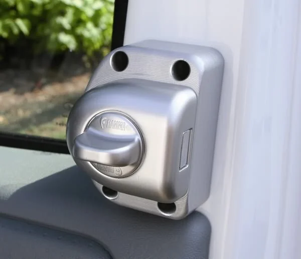 Fiamma Innentürverriegelung Safe Door Guardian – Ford Transit 06/2006-2014