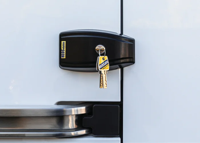 HEOSystem VAN Paket gleichschließend Ford Transit ab Baujahr 2014- – Schwarz