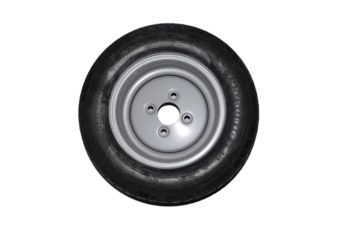 Komplettrad 10 Zoll -18×8.00-10 / 195/50 B10 Reifen + Felge – Opel Teilung: 4×100 – 750 kg – 10PR – 60 mm Nabendurchmesser