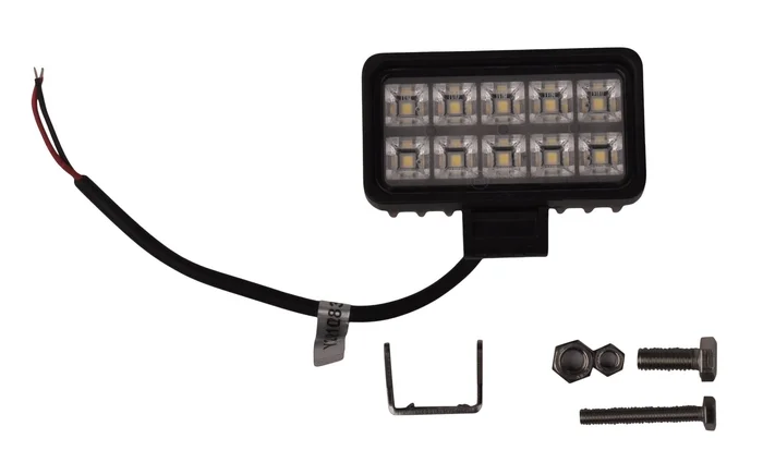 LED Arbeitsscheinwerfer 9-32V – inklusive Montagesatz – 850 Lumen
