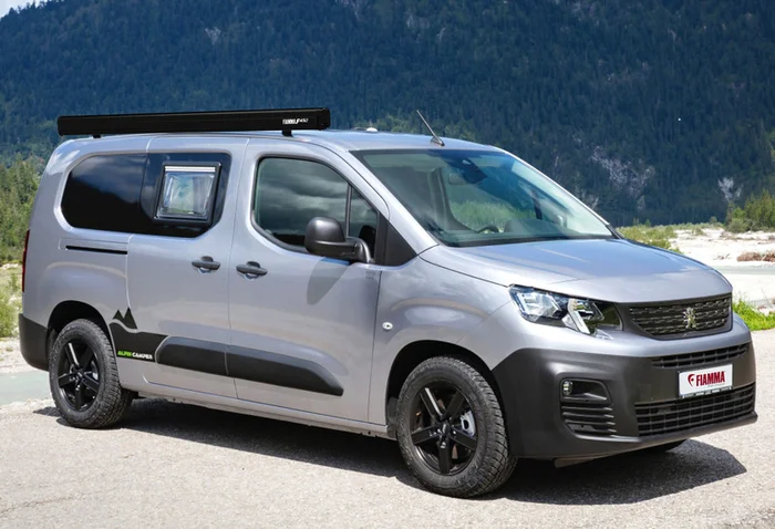 Markisen-Set FIAMMA PSA F45S mit Adapter – Deep Black