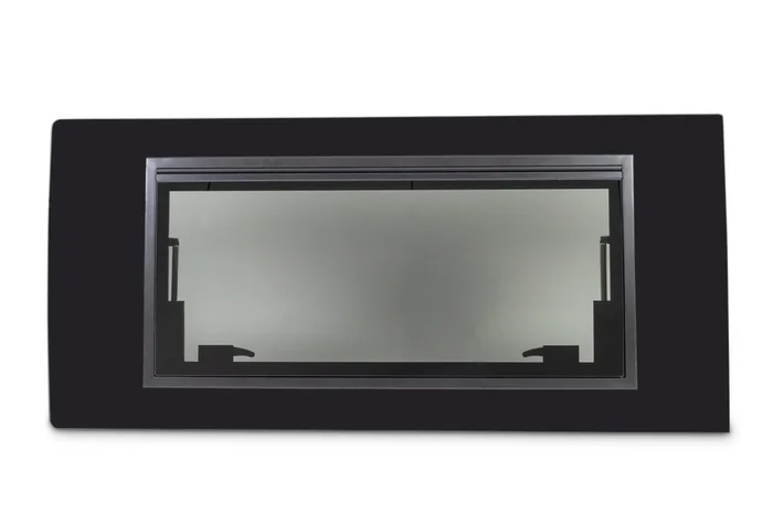 SICHERHEITSGLAS-AUSSTELLFENSTER FÜR CAMPINGBUSSE UND MAXIVANS