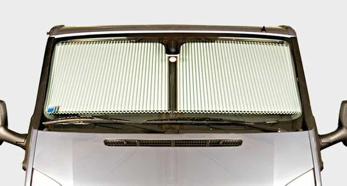 Sprinter / Crafter Frontscheibenrollo III bis 2006 – 2018 – Grau – Gerader Spiegelfuß