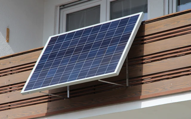 Sunset SUNpay 300 Solaranlage 166×100 cm inkl. Modulwechselrichter