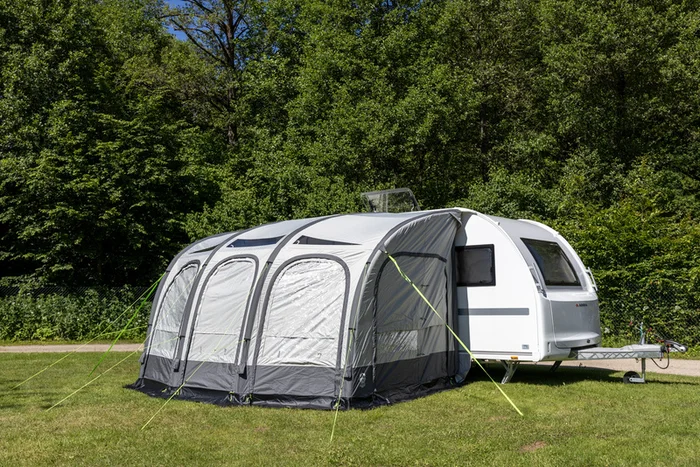 TAVIRA AIR 390 Wohnwagen-Luftvorzelt