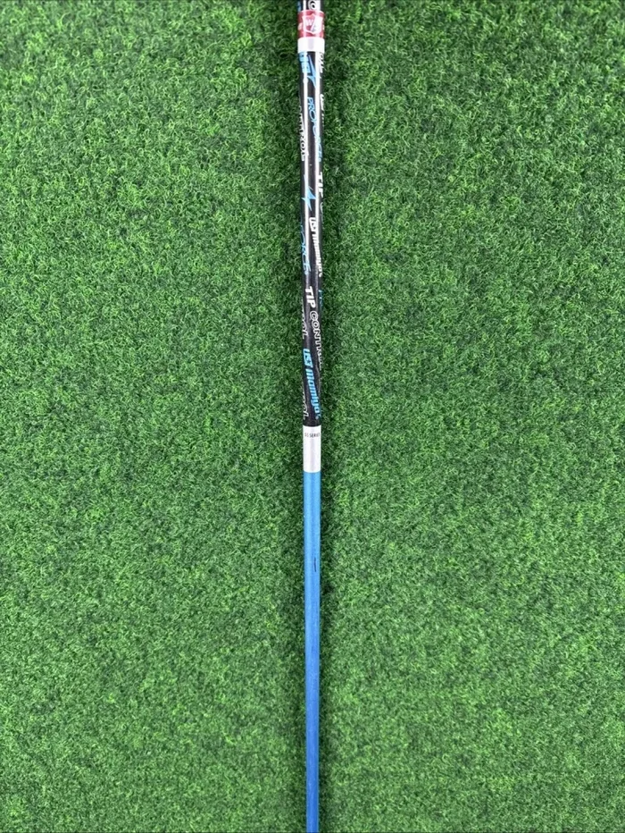 WILSON Di11 9-Eisen – Damen (Graphit, 35,5 Zoll, Rechts, Ladies Flex) – Bild 3