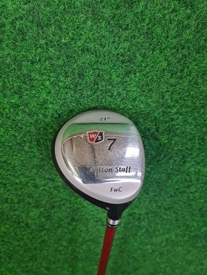 WILSON FwC 7-Holz – Herren (Graphit, 41,5 Zoll, Rechts, 21°, Regular)