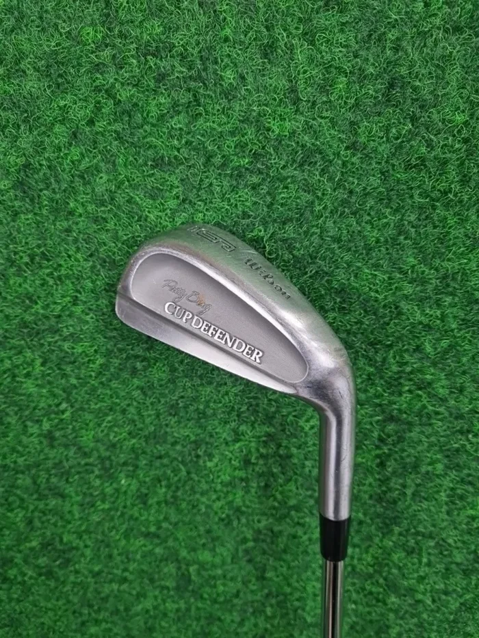 WILSON Patty Berg Cup Defender 6-Eisen – Damen (Stahl, 36 Zoll, Rechts, Light)