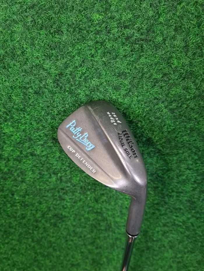 WILSON Patty Berg Sand Wedge – Damen (Stahl, 34,5 Zoll, Rechts, Ladies Flex)