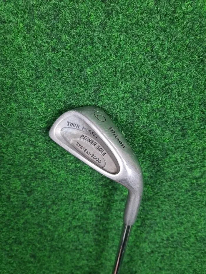 WILSON Power Sole 9-Eisen – Herren (Stahl, 35 Zoll, Rechtshändig, Regular)