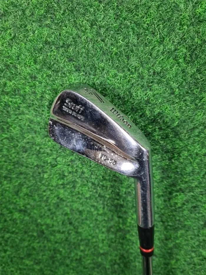 WILSON Staff Tour Blade FG-55 4-Eisen – Herren (Stahl, 38 Zoll, Rechts, Regular)