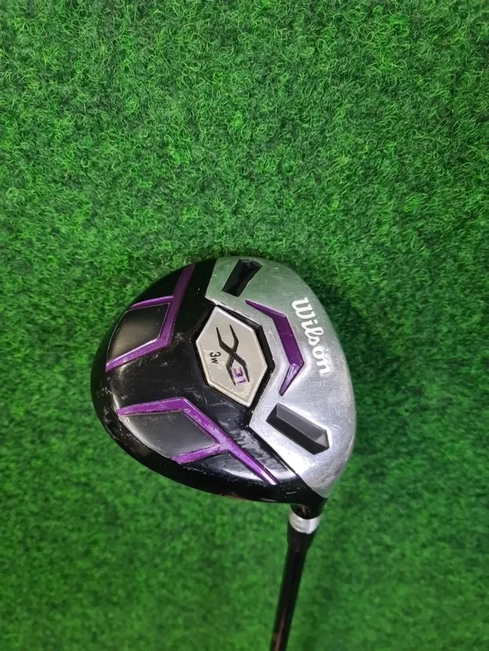 WILSON X31 3-Holz – Damen (Graphit, 42 Zoll, Rechts, Ladies Flex)