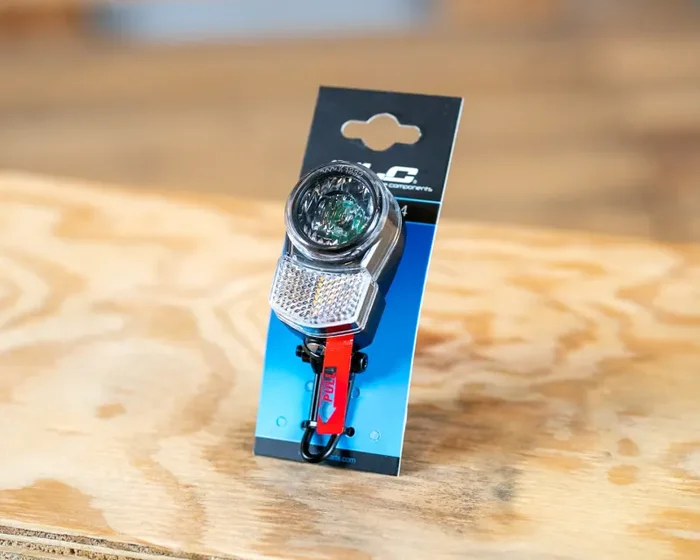 XLC LED Batterie Scheinwerfer CL-F24 – Bild 3