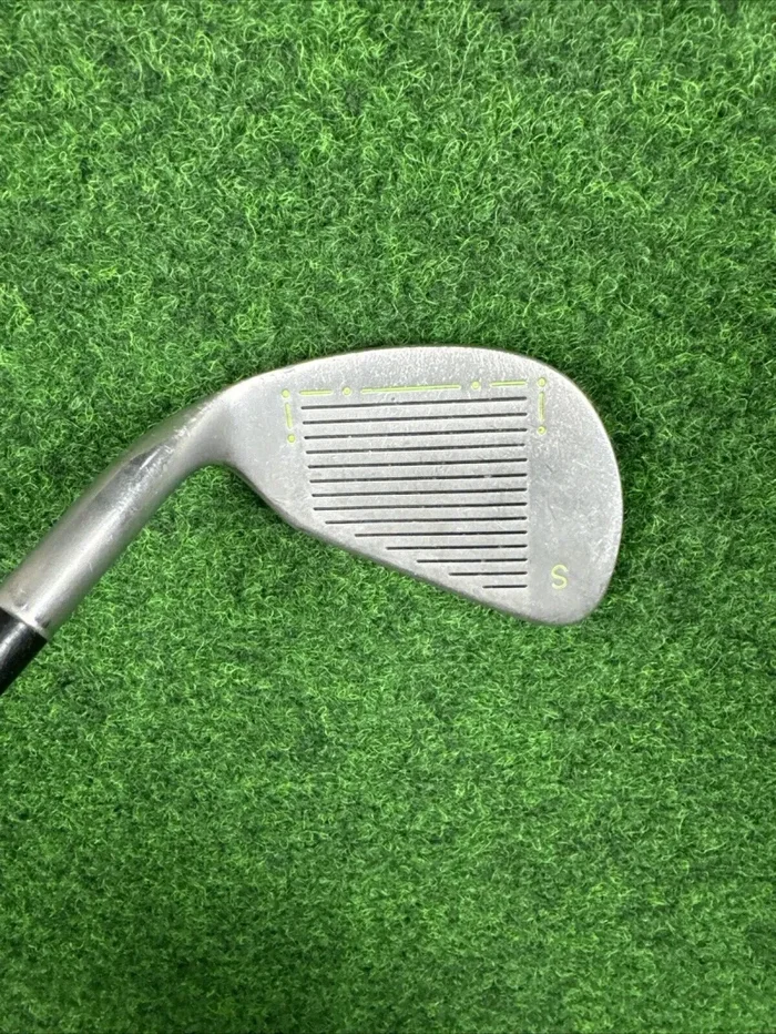 YOSHIBA Phantom ZX 111 Sand Wedge – Damen (Graphit, 34 Zoll, Rechtshändig) – Bild 2